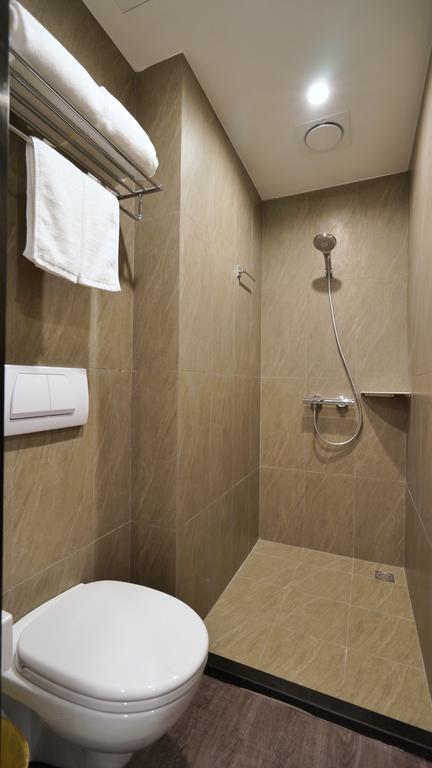Hanting Premium Hotel Shanghai South Xizang Road Kültér fotó
